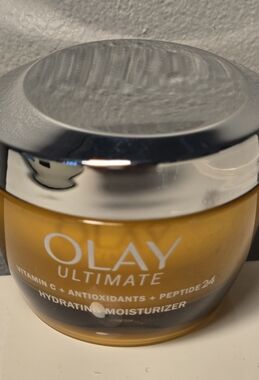 NEW Olay Ultimate Hydrating Moisturizer 1.7 Oz
